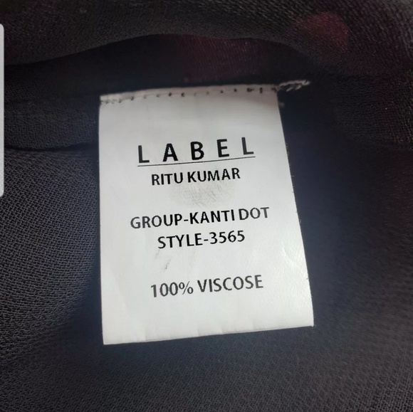 LABEL RITU KUMAR Black Sheer Top
Size 3 NWOT - Picture 8 of 8